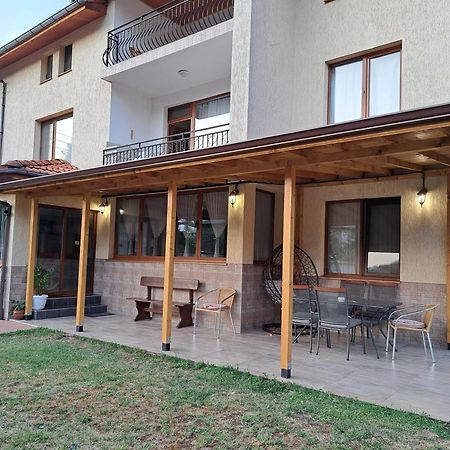 Guest House Benita Девин Экстерьер фото