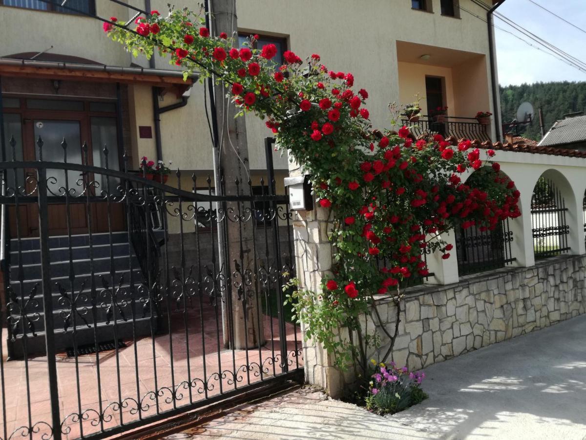 Guest House Benita Девин Экстерьер фото