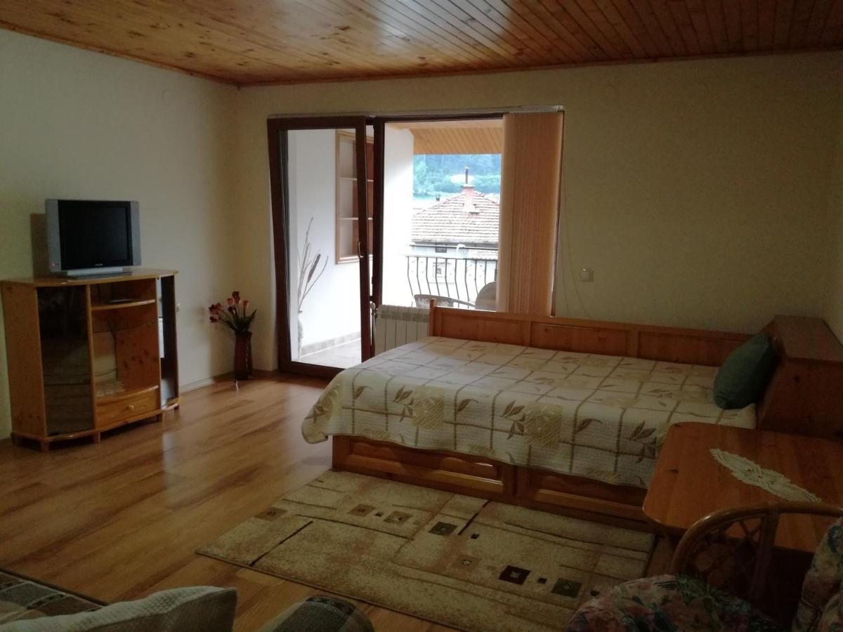 Guest House Benita Девин Экстерьер фото