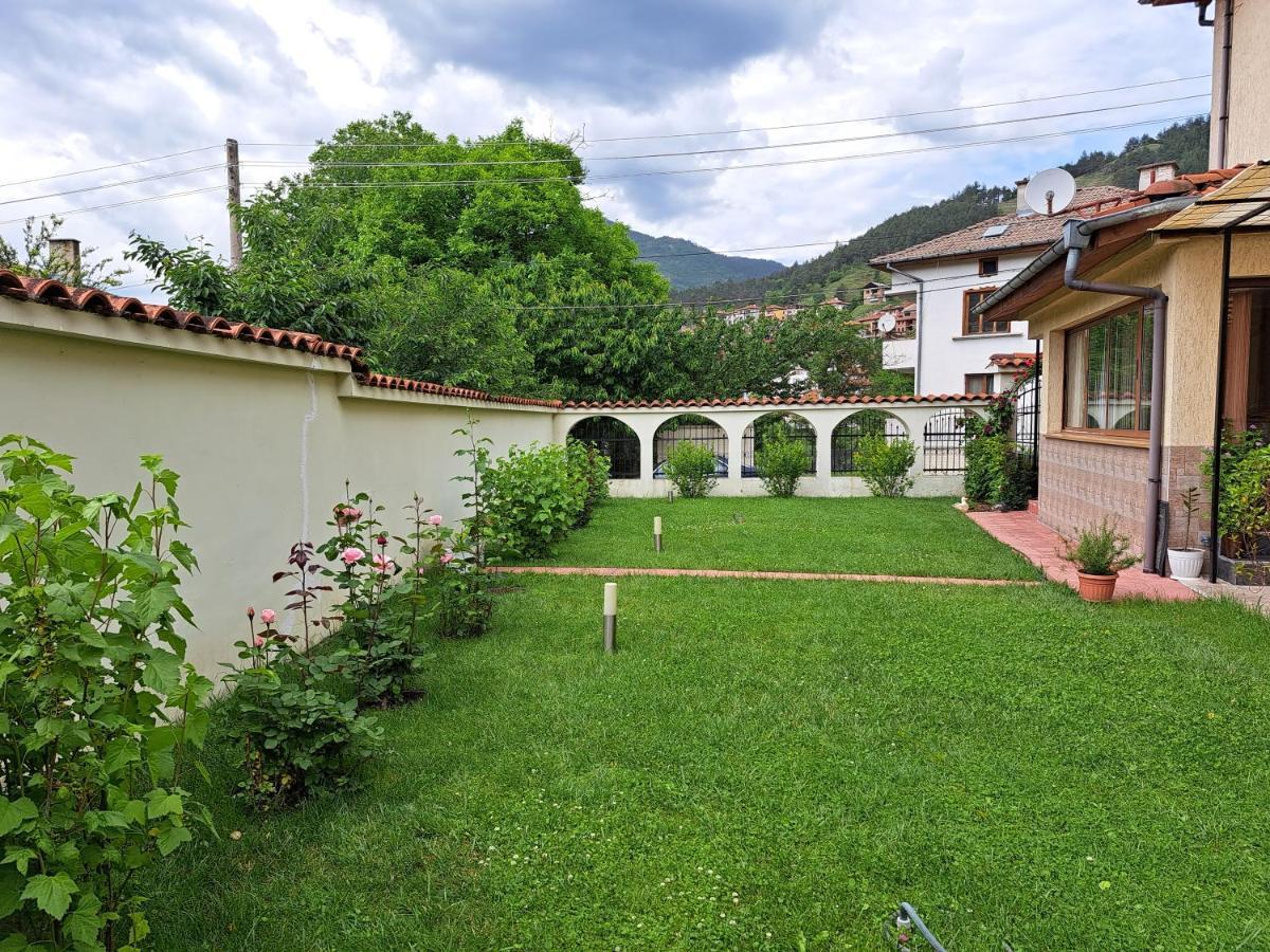 Guest House Benita Девин Экстерьер фото