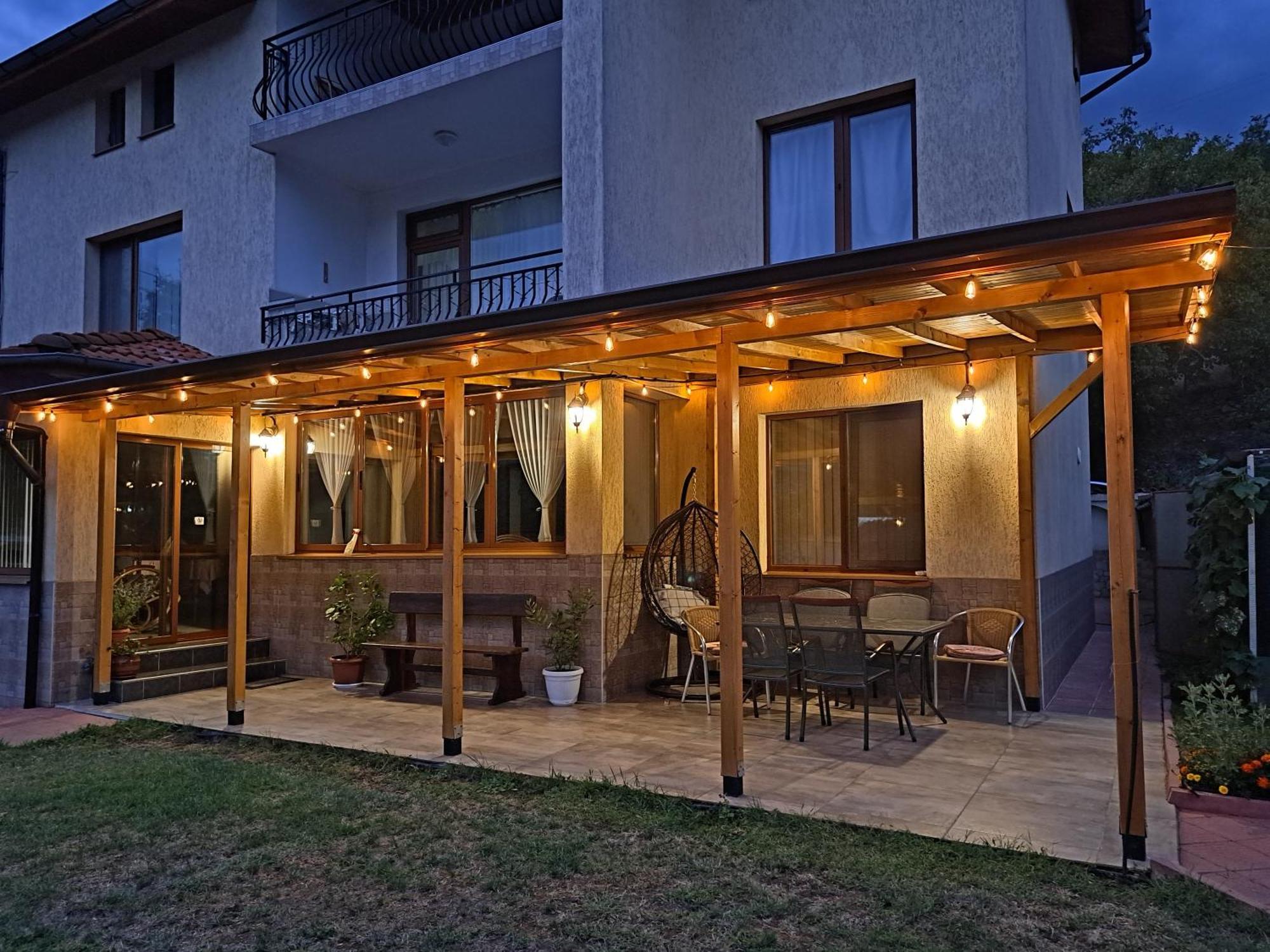 Guest House Benita Девин Экстерьер фото
